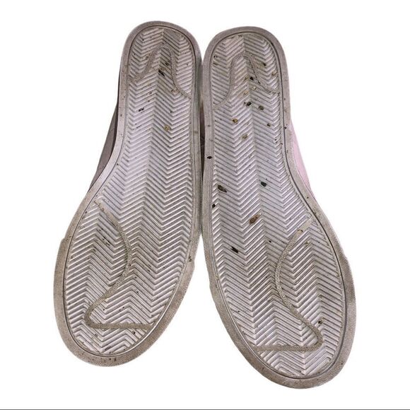 Nike Women’s Blazer Low SD 'Pink Foam'
Sneakers - Picture 7 of 7